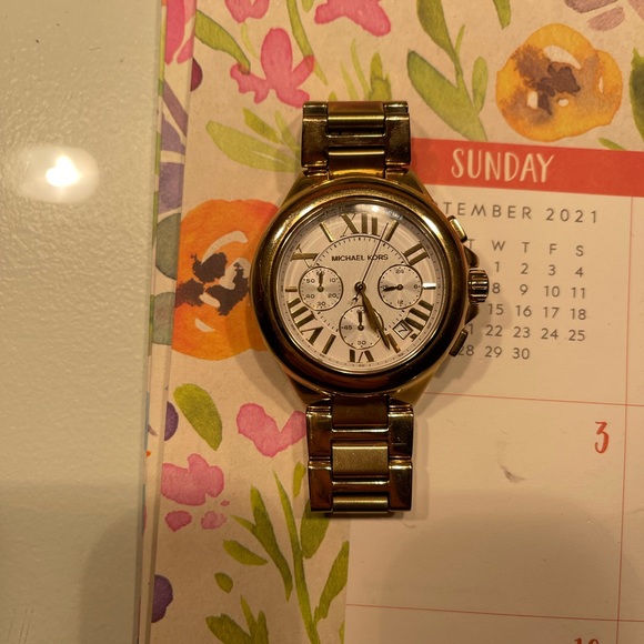 Michael kors oversized gold watch - Picture 3 of 7